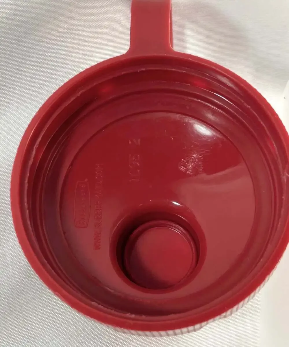 Vintage Rubbermaid 1 Quart Drink Bottle 32oz Container Pitcher With Red Lid